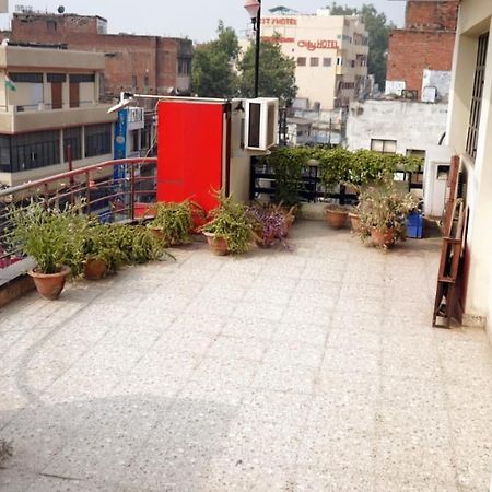 Hotel Atithi Niwas Allāhābād Junction Dış mekan fotoğraf