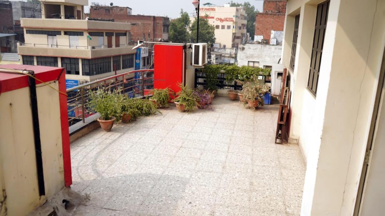 Hotel Atithi Niwas Allāhābād Junction Dış mekan fotoğraf